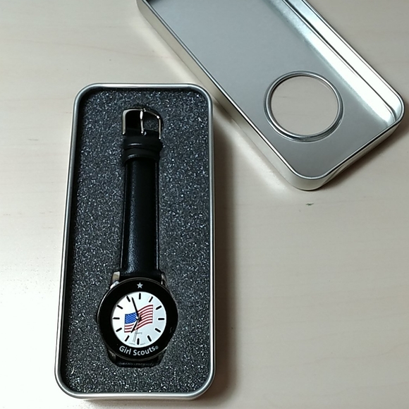 Girl Scout watch. - Picture 1 of 4